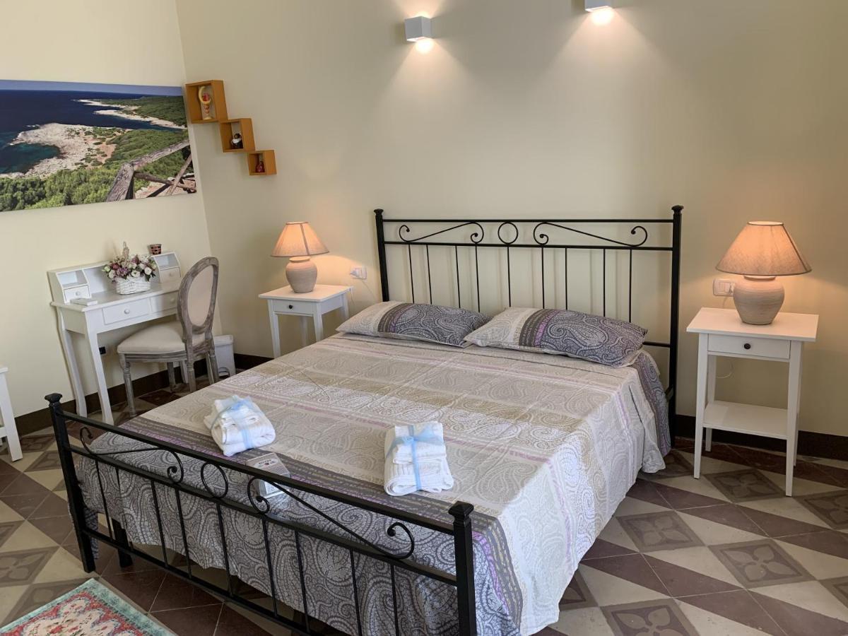 Piazza Fontana Luxury Bed & Breakfast Galatina Bagian luar foto