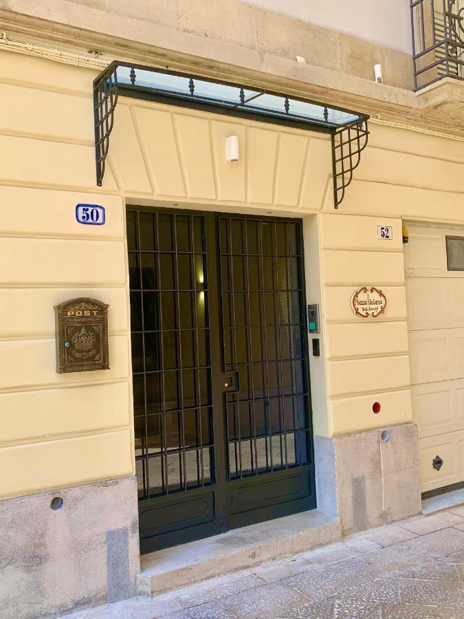 Piazza Fontana Luxury Bed & Breakfast Galatina Bagian luar foto