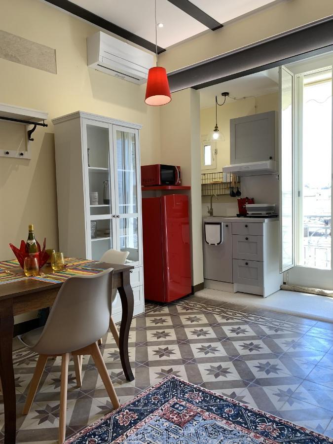 Piazza Fontana Luxury Bed & Breakfast Galatina Bagian luar foto