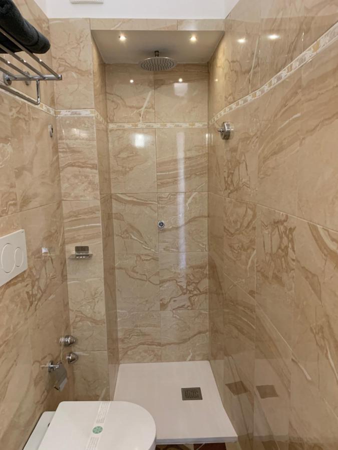 Piazza Fontana Luxury Bed & Breakfast Galatina Bagian luar foto