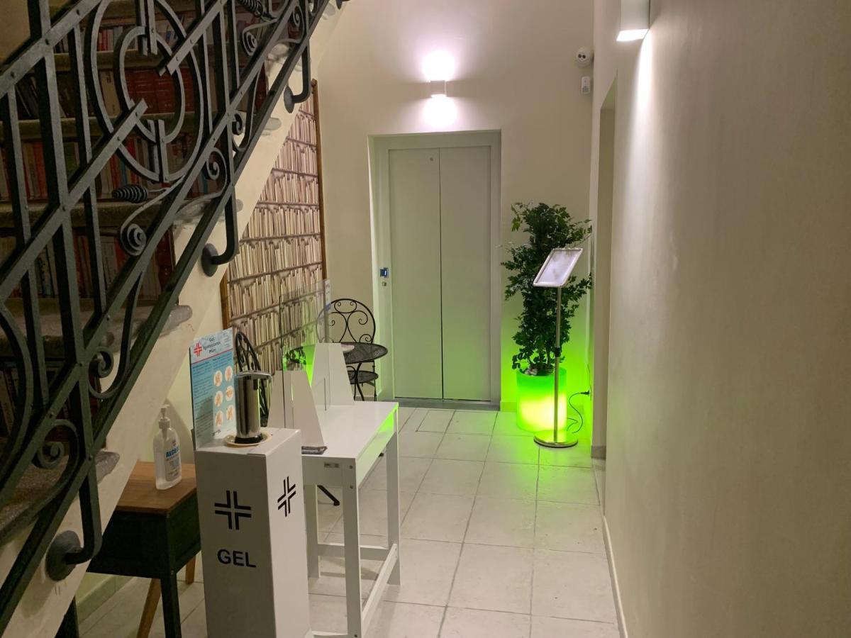Piazza Fontana Luxury Bed & Breakfast Galatina Bagian luar foto
